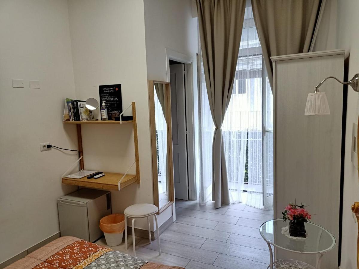 Bed and Breakfast Domus San Biagio 14 Nápoles Exterior foto