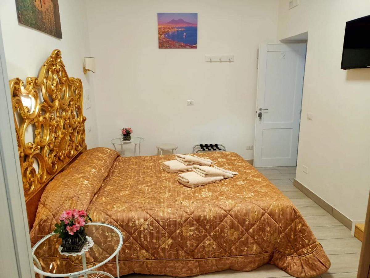 Bed and Breakfast Domus San Biagio 14 Nápoles Exterior foto